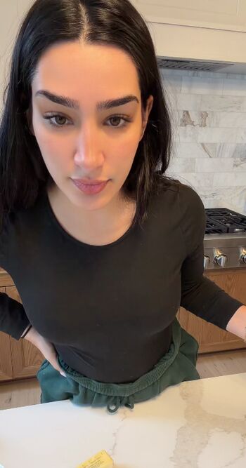 Full leaked Adolladola private onlyfans photo
