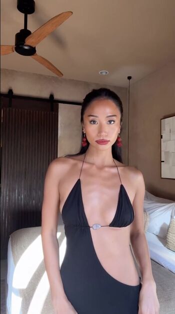 Full leaked Anne ale private onlyfans photo