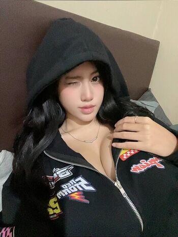 Full leaked Ejahazel private onlyfans photo