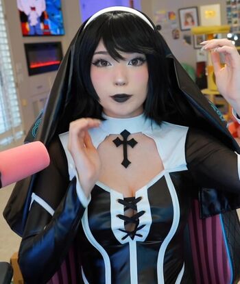 Full leaked Emiru private onlyfans photo