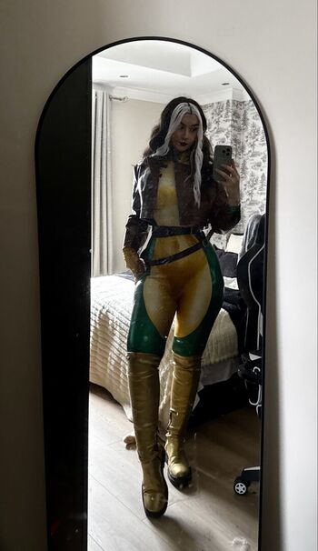 Full leaked Gravelynx private onlyfans photo
