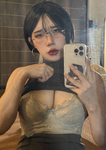Full leaked Hongbin private onlyfans photo