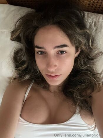 Full leaked Julia bright private onlyfans photo