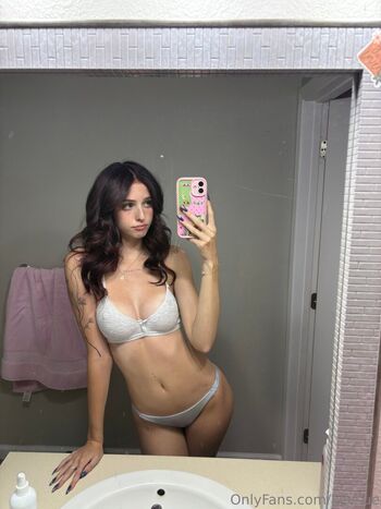 Full leaked Keelysue private onlyfans photo