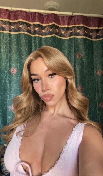 Full leaked Leafsnlifts private onlyfans photo