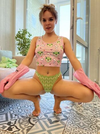 Full leaked Sweetannaa private onlyfans photo
